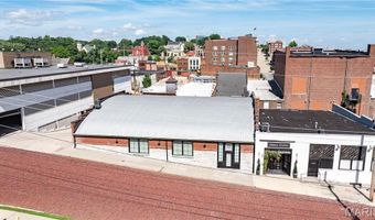 309 Wall St, Alton, IL 62002