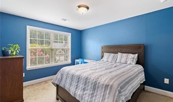 341 Spotted Ridge Cir, Woodstock, GA 30188