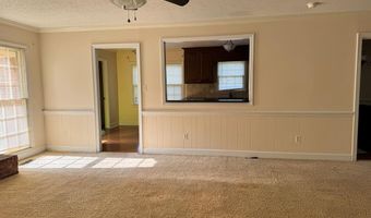 1716 Whisperwood St, Albany, GA 31721
