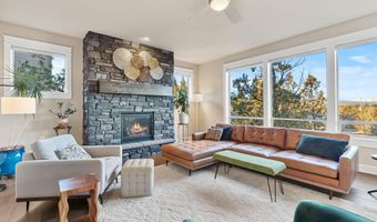 20670 Comet Ct, Bend, OR 97701