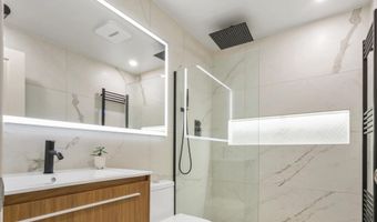 23487 AUTUMN SKY Ct, Brambleton, VA 20148