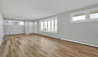 2806 ANZAC Ave, Abington, PA 19001