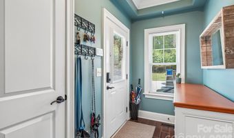 2032 Eaton Rd, Charlotte, NC 28205