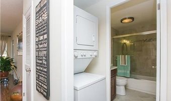 3071 Pualei Cir 303, Honolulu, HI 96815