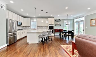 21264 FAIRHUNT Dr, Ashburn, VA 20148