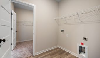 105 Chickadee Ct, Auburn, GA 30011