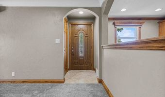 2700 N LILLIAN Ct, Appleton, WI 54911