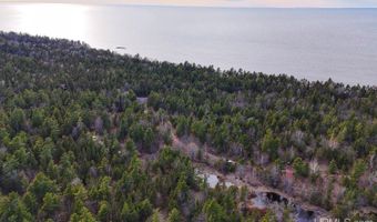 5877 Five Mile Point Rd, Allouez, MI 49805