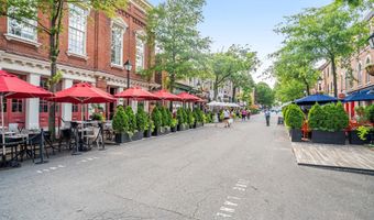 100 N UNION St A, Alexandria, VA 22314