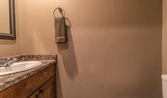 18 Road 2842, Aztec, NM 87410