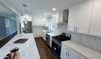 420 Greenwood St, Bridgeport, CT 06606