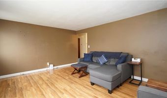 11 N Rose St, East Providence, RI 02914