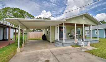 208 FLORIDA Dr, Auburndale, FL 33823
