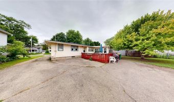1009 James Ave, Albert Lea, MN 56007