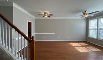 1575 Town Home Dr, Apex, NC 27502