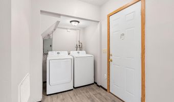 1810 1st Ave SE, Austin, MN 55912