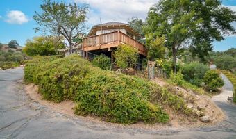 2719 Via Del Robles, Fallbrook, CA 92028