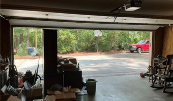 455 Forest Ave SE, Baxley, GA 31513