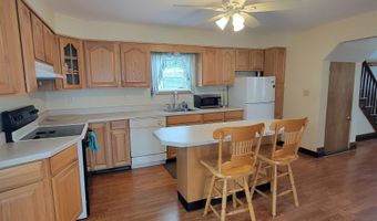 951 Gage St, Bennington, VT 05201
