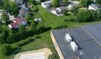 342 Country Ln, Algonquin, IL 60102