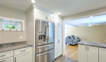 15 LAFAYETTE Rd, Barrington, RI 02806