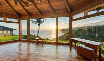 180 Door Of Faith Rd, Haiku, HI 96708