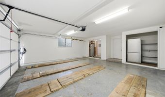 1386 Nanialii St, Kailua, HI 96734