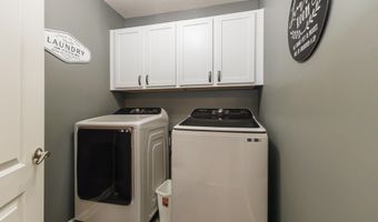 1398 N Gregg Dr, Albany, IN 47320