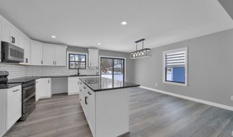 1825 State St, Algonac, MI 48001