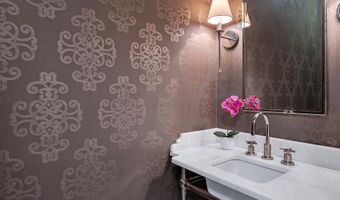 705 LYLES Ln, Alexandria, VA 22314