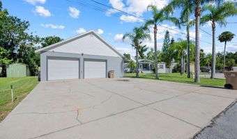 55805 Carroll St, Astor, FL 32102