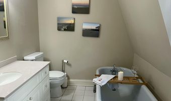 327 Woodland Ave, Avon By The Sea, NJ 07717