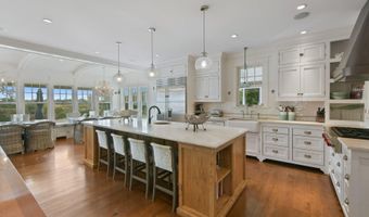 22 Kent Rd, Barnstable, MA 02630