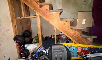 122 5th St W, Alice, TX 78332