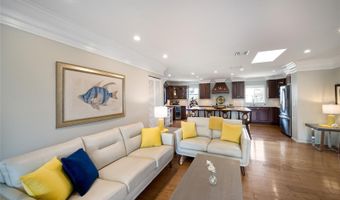 517 LOQUAT Dr, Anna Maria, FL 34216