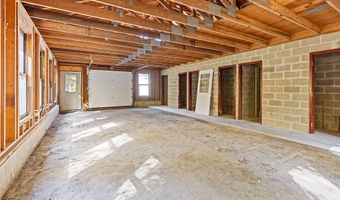 472 Dunn Rd, Belgrade, ME 04917