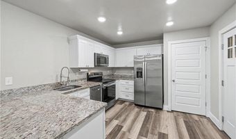 24 Hampstead Ln, Bella Vista, AR 72714