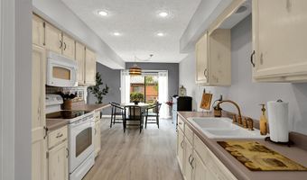 9394 Golden Leaf Way, Indianapolis, IN 46260