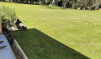 69 E 8th Ave, Bay Springs, MS 39422