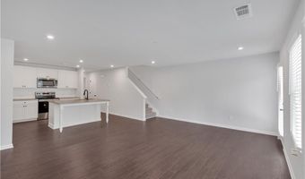 313 Rolling Green Rd, Adairsville, GA 30103