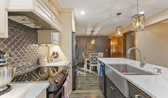 209 River Dr, Bloomfield, IN 47424