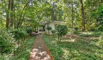 199 WOODFIELD Dr, Auburn, AL 36830
