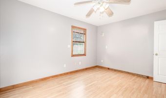6 Caye Rd, Danbury, CT 06811