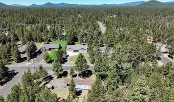 56072 Marsh Hawk Rd, Bend, OR 97707
