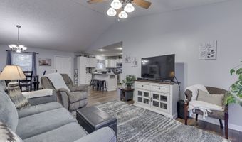 596 Briarwood Ln, Bedford, IN 47421