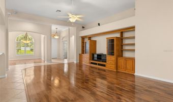 595 SAND WEDGE Loop, Apopka, FL 32712