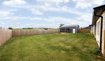 120 Western Way, Adkins, TX 78101