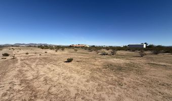 W William Road B, Aguila, AZ 85320