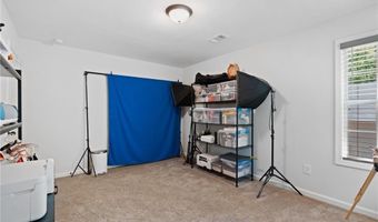 165 6th St, Auburn, GA 30011