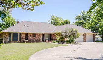 5624 N Mueller Ave, Bethany, OK 73008